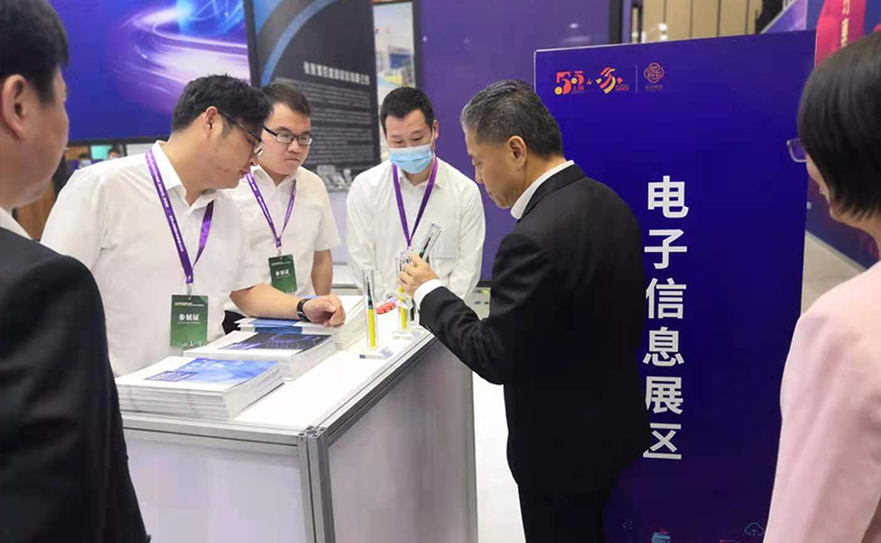 楊市長、方書記親臨亨通展位 | 2021首屆蘇州超級產(chǎn)地節(jié)